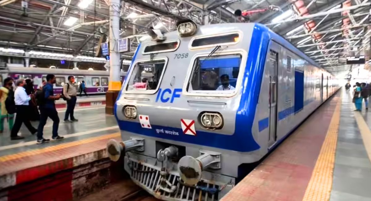 Newsband - Harbour line commuters seek more trains, not AC locals